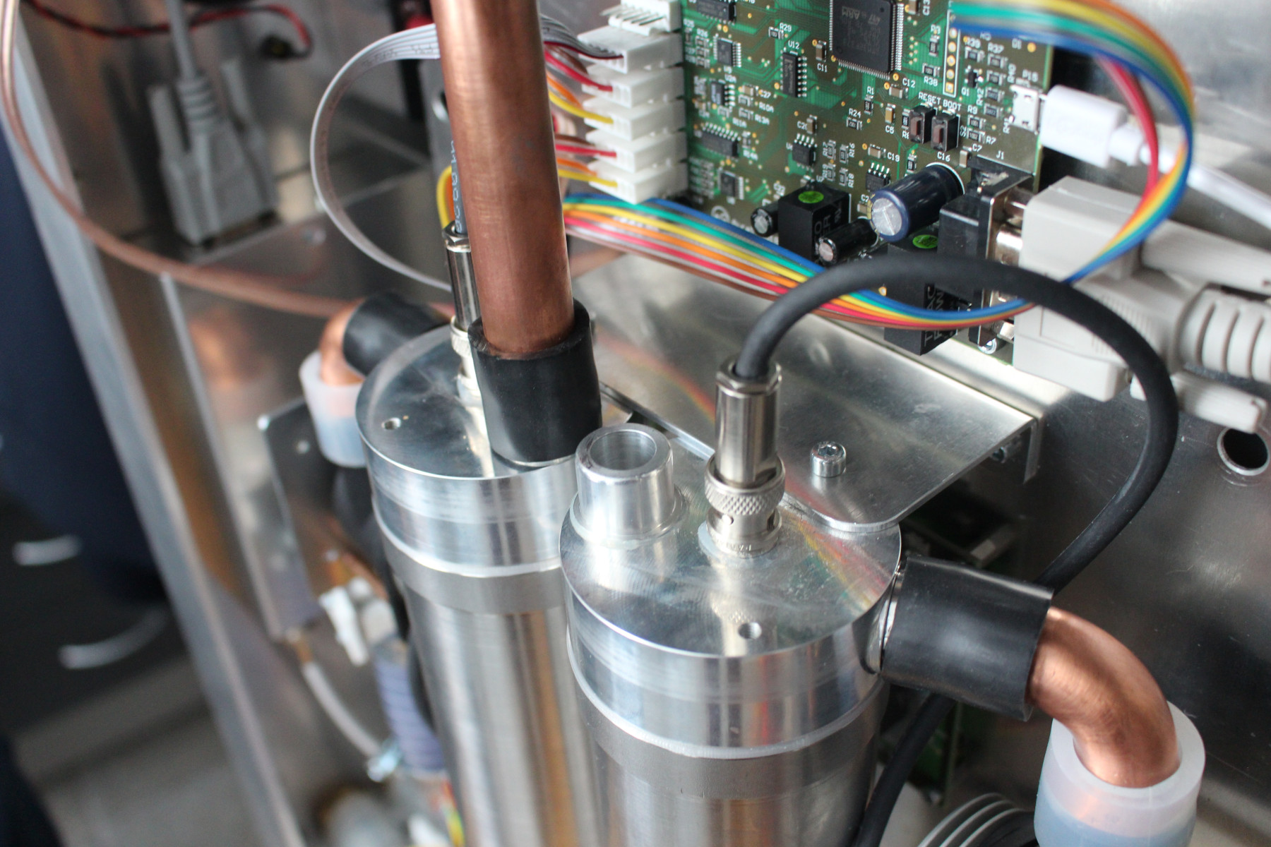 Sheath air filter above